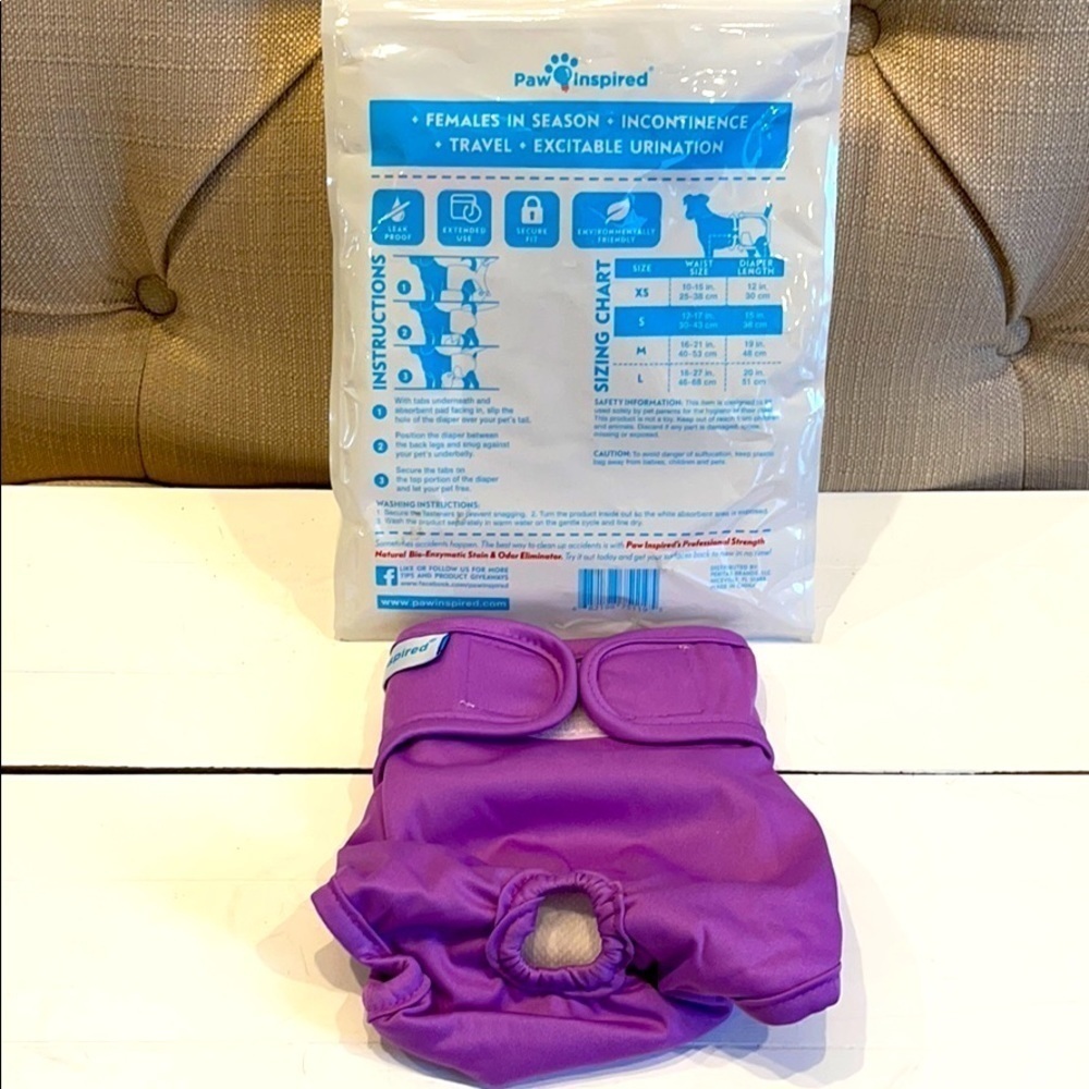 𝅺paw Inspired Female Dog’s washable Diaper Sz S - Picture 2 of 4
